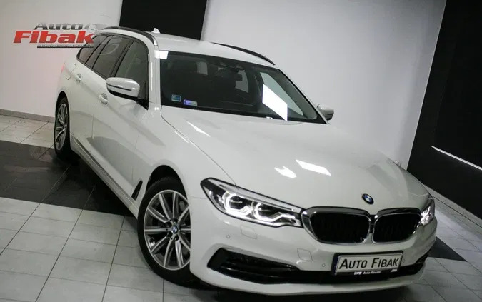 bmw seria 5 orzysz BMW Seria 5 cena 139900 przebieg: 97000, rok produkcji 2018 z Orzysz